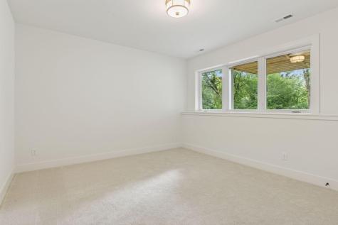 804 Great Oaks Trail Eagan MN 55123