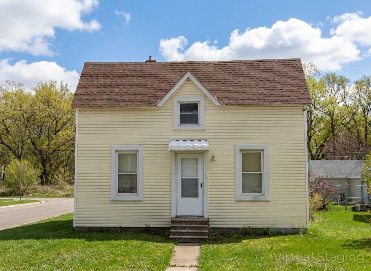 1641 Concord Street S South Saint Paul MN 55075