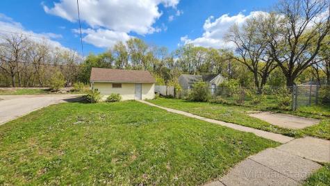 1641 Concord Street S South Saint Paul MN 55075