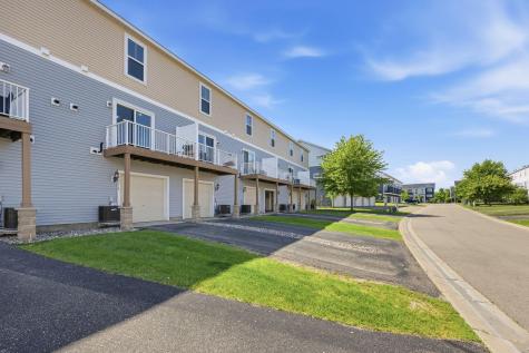 3115 Clover Ridge Drive Chaska MN 55318