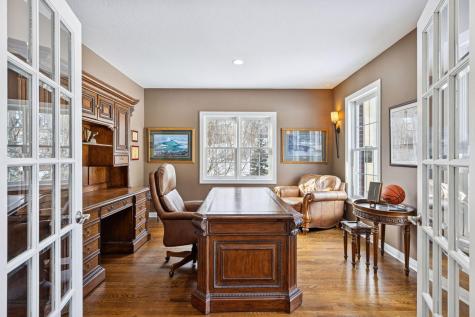 2012 Pine Ridge Drive West Saint Paul MN 55118