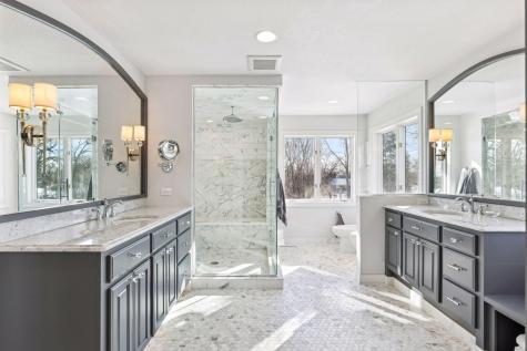 2012 Pine Ridge Drive West Saint Paul MN 55118