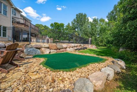 2012 Pine Ridge Drive West Saint Paul MN 55118