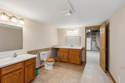 505 Holly Lane N Oakdale MN 55128