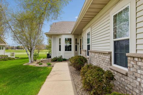505 Holly Lane N Oakdale MN 55128