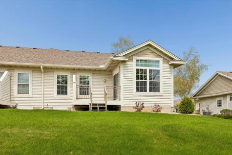 505 Holly Lane N Oakdale MN 55128