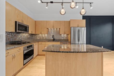 215 10th Avenue S Minneapolis MN 55415