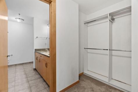 215 10th Avenue S Minneapolis MN 55415