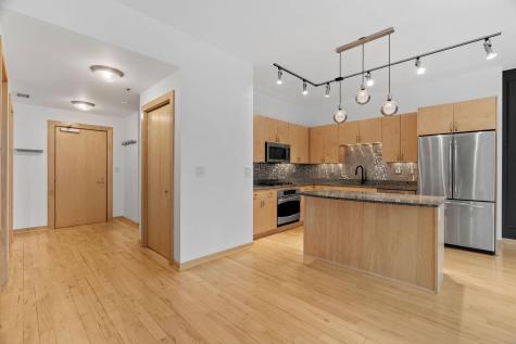 215 10th Avenue S Minneapolis MN 55415