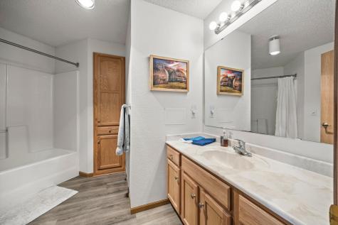 2155 6th Lane SE Cambridge MN 55008