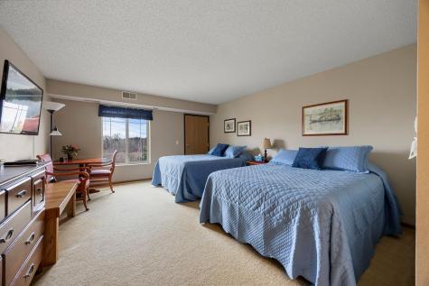 2155 6th Lane SE Cambridge MN 55008