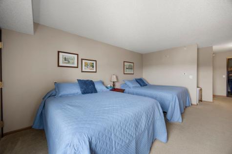 2155 6th Lane SE Cambridge MN 55008