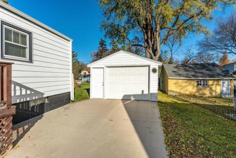 708 Spruce Street Fergus Falls MN 56537