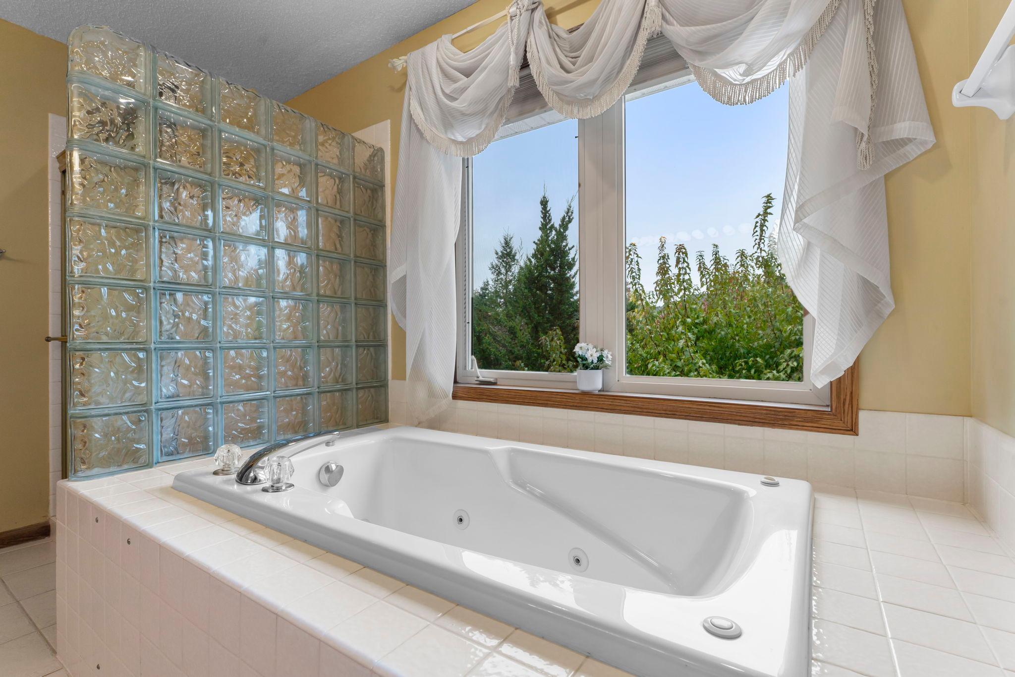 13947 Fleetwood Avenue Apple Valley MN 55124