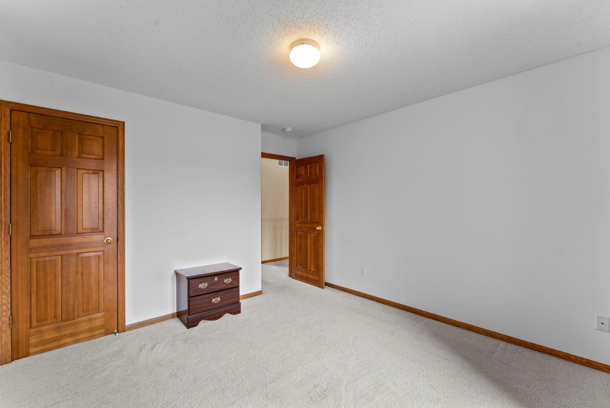 13947 Fleetwood Avenue Apple Valley MN 55124