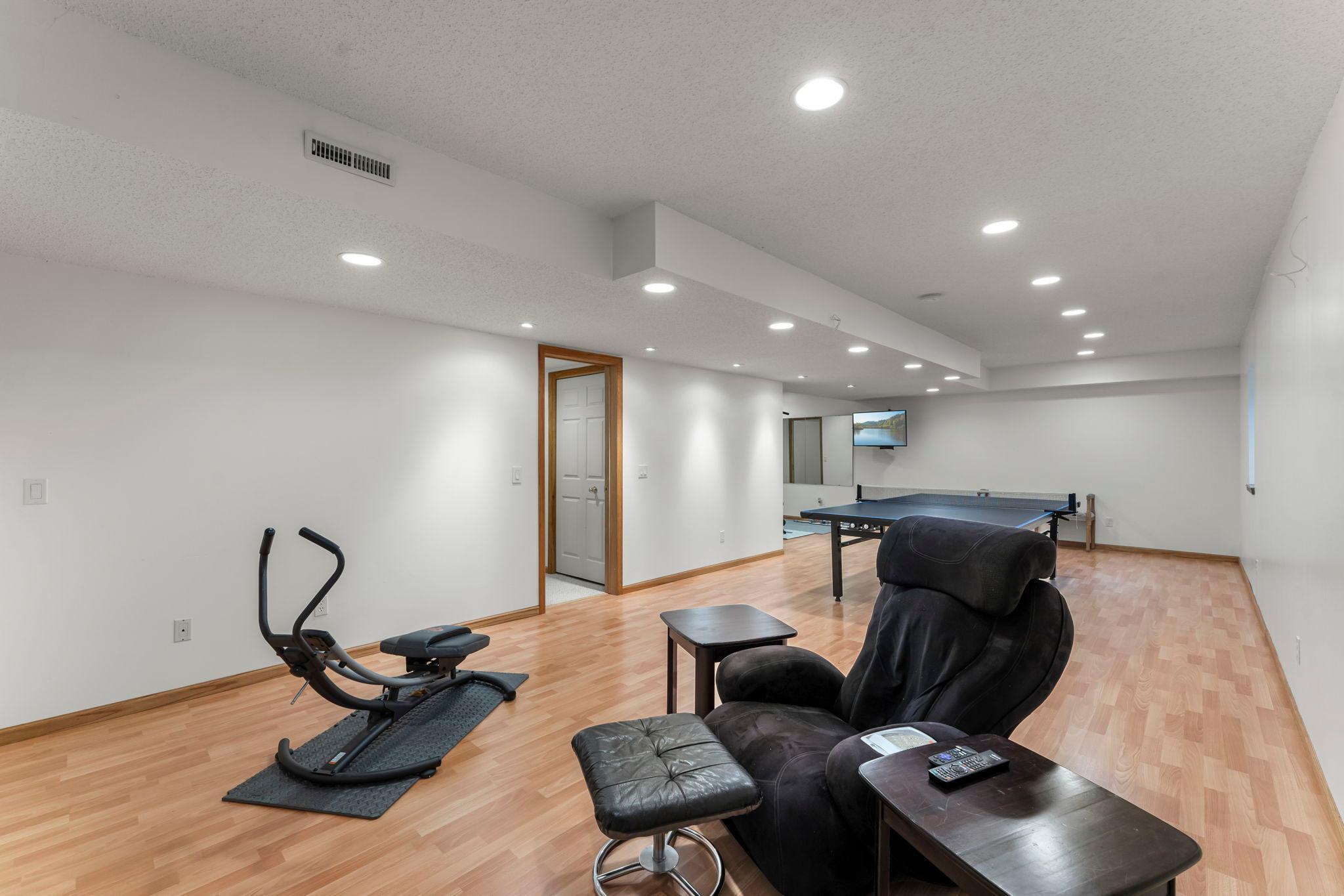 13947 Fleetwood Avenue Apple Valley MN 55124