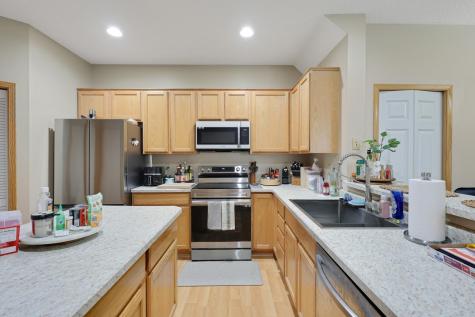 1871 Wildflower Court Shoreview MN 55126