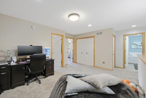 1871 Wildflower Court Shoreview MN 55126