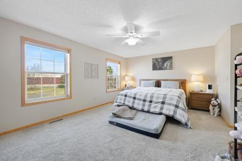 1871 Wildflower Court Shoreview MN 55126