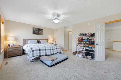 1871 Wildflower Court Shoreview MN 55126