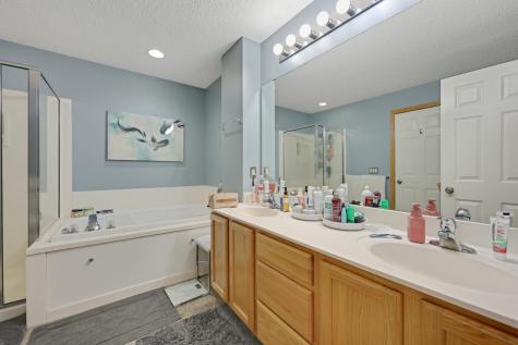 1871 Wildflower Court Shoreview MN 55126