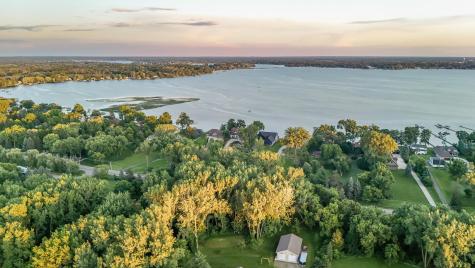 6851 N Shore Trail N Forest Lake MN 55025
