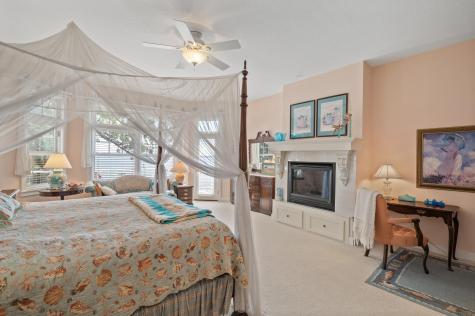 6851 N Shore Trail N Forest Lake MN 55025