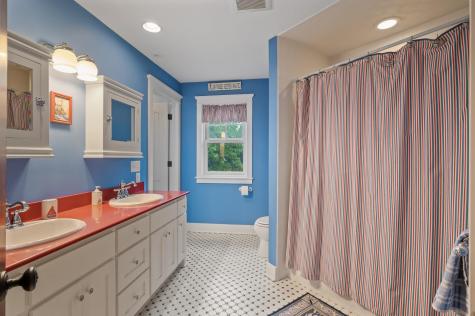 6851 N Shore Trail N Forest Lake MN 55025
