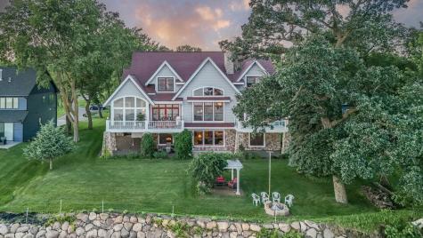 6851 N Shore Trail N Forest Lake MN 55025