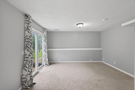 841 Evergreen Circle Burnsville MN 55337