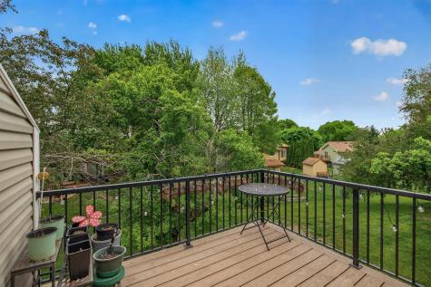 841 Evergreen Circle Burnsville MN 55337