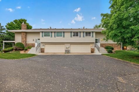841 Evergreen Circle Burnsville MN 55337
