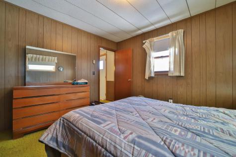 109 Velkommen Street NE Staples MN 56479