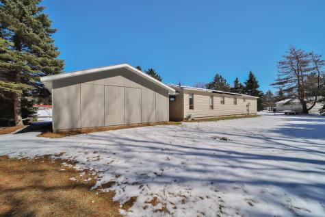 109 Velkommen Street NE Staples MN 56479