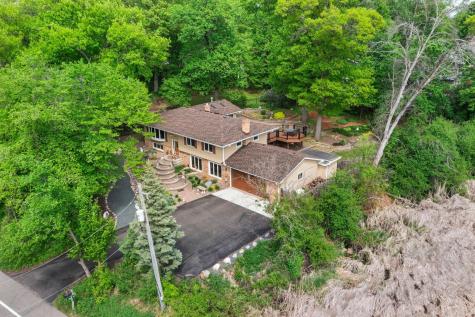 5946 W Bald Eagle Boulevard White Bear Twp MN 55110