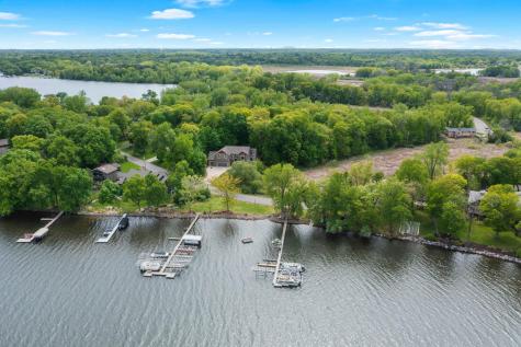 5946 W Bald Eagle Boulevard White Bear Twp MN 55110