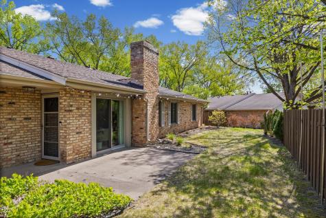 2257 Country Lane Minnetonka MN 55305