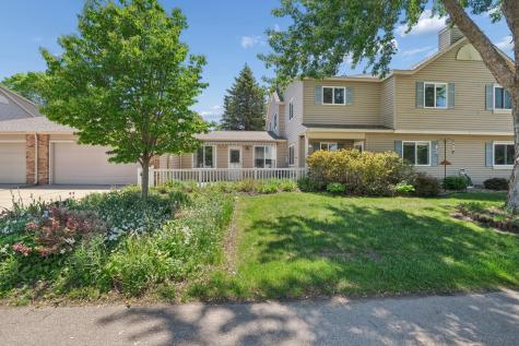 15834 Griffon Path Apple Valley MN 55124