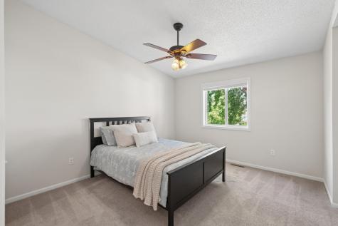 15834 Griffon Path Apple Valley MN 55124