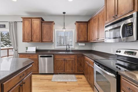 19550 Iberis Avenue Lakeville MN 55044
