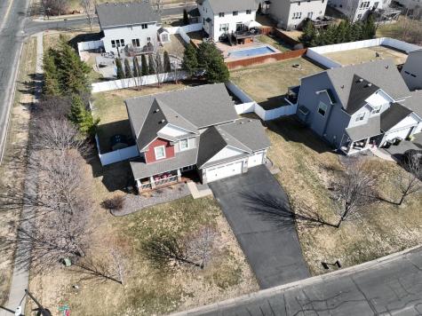 19550 Iberis Avenue Lakeville MN 55044