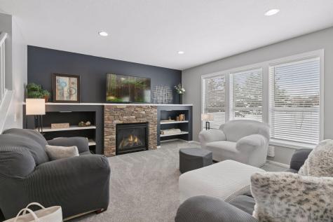 19550 Iberis Avenue Lakeville MN 55044