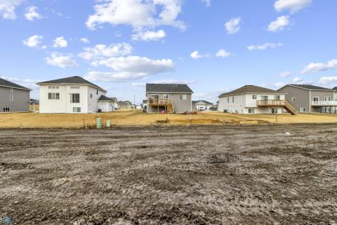 3819 19th Street S Moorhead MN 56560