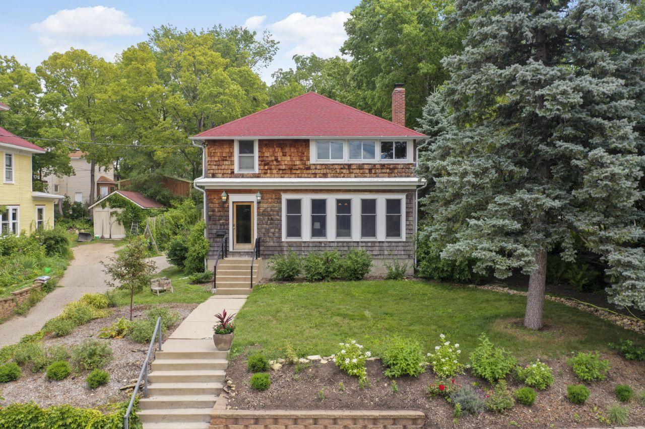 207 Washington Street Northfield MN 55057