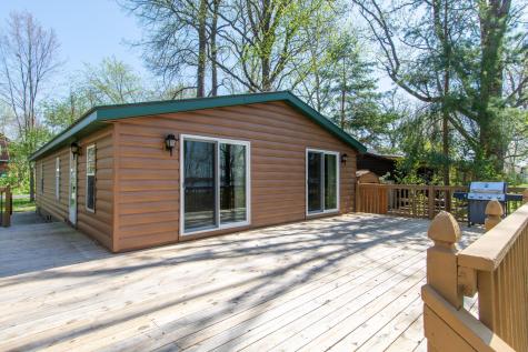 1445 White Cloud Drive S Isle MN 56342