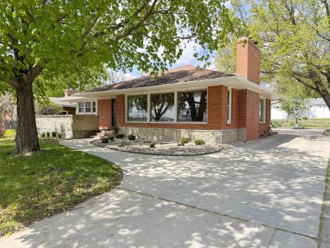 1020 W Lincoln Avenue Fergus Falls MN 56537