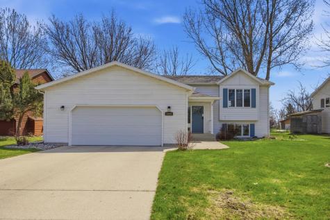 2400 Fairway Drive Moorhead MN 56560