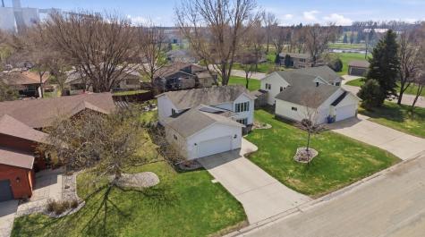 2400 Fairway Drive Moorhead MN 56560