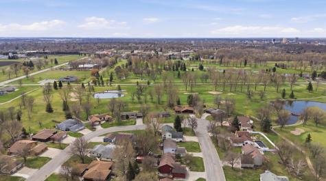 2400 Fairway Drive Moorhead MN 56560