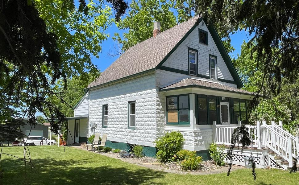306 Main Street S Underwood MN 56586